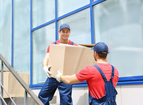 Secure business storage facility in Sevenkings with organized units