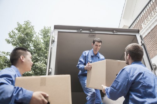 Flat removals planning in Sevenkings with moving boxes and access preparation
