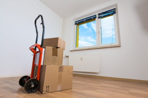 Storage units used for flexible space management